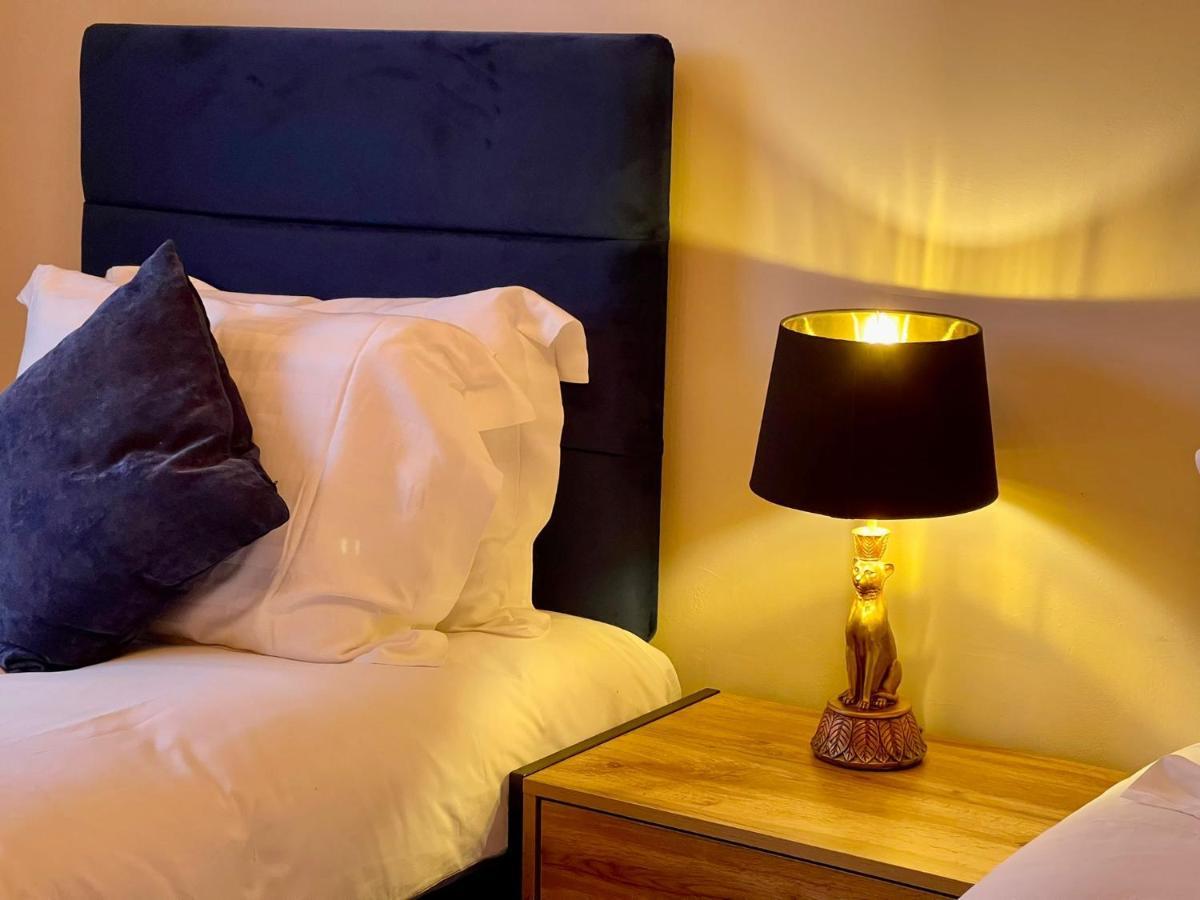 Kist Accommodates - Stylish Headingley Apartment - Parking - 500 Mps Wifi Meanwood Екстериор снимка