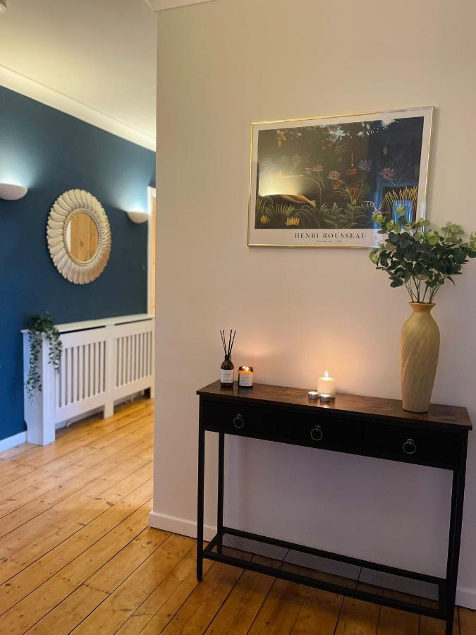 Kist Accommodates - Stylish Headingley Apartment - Parking - 500 Mps Wifi Meanwood Екстериор снимка